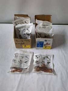 lot 249 image: Lot of NIBCO Press Fittings - 34 x 12 Couplings and Tees