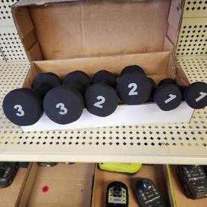 lot 75 image: Lot Of Hand Weights Dumbbells 2 Each 1# 2# And 3# Excellent Condition