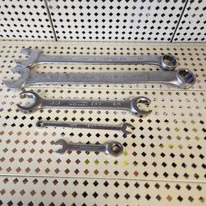 lot 78 image: Lot Of Five Wrenches Great Condition