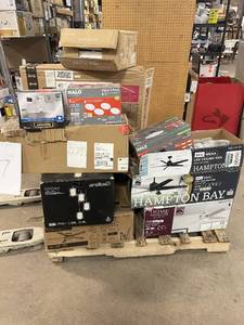 lot 17 image: HUGE LOT of Lighting, Ceiling Fans, Recessed Lights Misc Hampton Bay, Hunter, Progress Lighting - For Parts - Sells GREAT on eBay