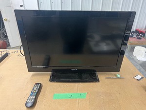 lot 3 image: 32 APEX TV W REMOTE