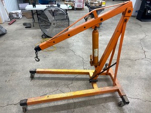 lot 65 image: 2 TON CHERRY PICKER
