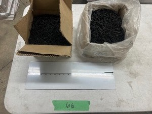 lot 66 image: 35 LBS #6X2 PHILLIPS BUGLE HEAD DRYWALL SCREWS