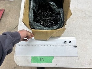 lot 87 image: 40LBS 14-20 X 17 HDT CONNECTOR NUT