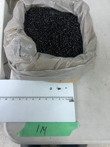 lot 114 image: 40LBS 8 X 58 PHILLIPS PAN HEAD T-AB TS BLACK OXIDE