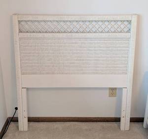 lot 23 image: Henry Link White Wicker Twin Size Headboard