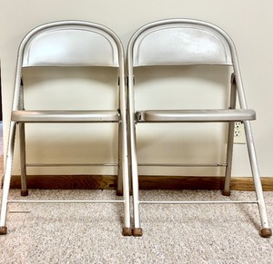 lot 141 image: Two Metal Folding Chairs by American Seating