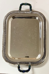 lot 145 image: International Rectangular Silver Plated Tray with Beaded Square Handles