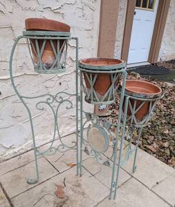 lot 61 image: Tiered Metal Plant Stand