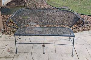 lot 60 image: Painted Metal Patio Bench