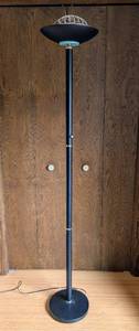 lot 105 image: Vintage Black Floor Lamp