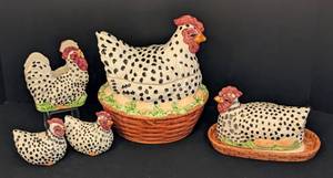 lot 118 image: Vintage Wangs International Black and White Ceramic Hens Set