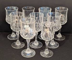 lot 125 image: Cristal Darques Longchamp Wine Glasses