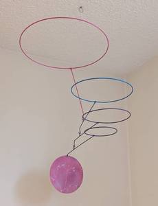 lot 11 image: Colorful Vintage Mobile