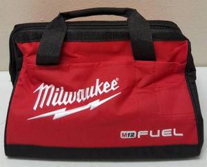 Milwaukee  Small 13 Contractor Tool Bag