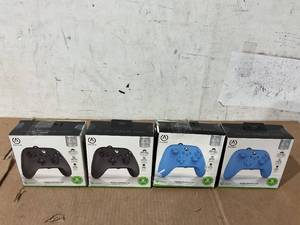 lot 259 image: LOT OF 4 PowerA Wired Controller