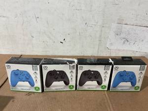 lot 260 image: LOT OF 4 PowerA Wired Controller