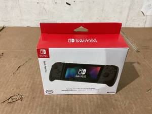 lot 268 image: Hori Split Pad Pro for Nintendo Switch