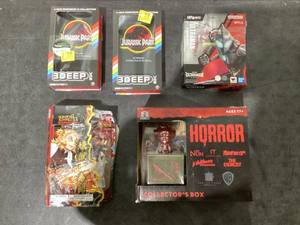 lot 642 image: LOT OF Miscellaneous Collectibles