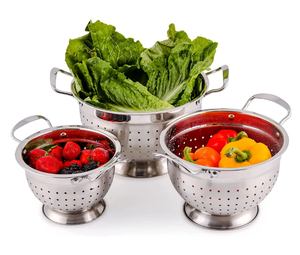 lot 612 image: OVENTE Premium Stainless Steel Colander Set of 3 Deep Kitchen Strainer, Silver