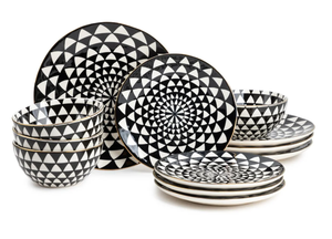 lot 626 image: Thyme & Table 12-Piece Dinnerware Stoneware Set, Black & White Medallion Collection