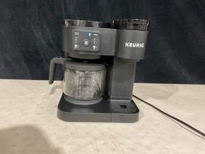 lot 381 image: Keurig K-Duo Essentials, Hot & Iced Single-Serve K-Cup Pod Coffee Maker & Carafe
