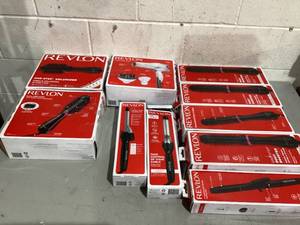 lot 550 image: LOT OF Revlon Hair Tools