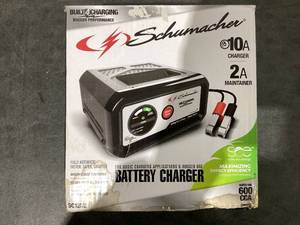 lot 675 image: Schumacher SC1282 10-Amp 12V Fully Automatic Battery Charger and Maintainer