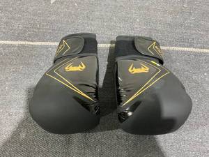 lot 200 image: Venum Classic Boxing 12OZ Gloves