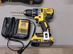 lot 4 image: DeWalt 12-drive 20V Drill Driver DCD791 with Case,  20V Max Battery and DCB112 12V20V Max Lithium Ion Charger