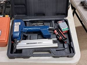 lot 15 image: Central Pneumatic 16-GA Air Brad Finish Nailer 34-2 with Case and Accessories