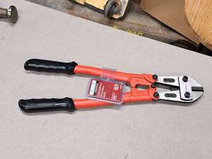 lot 30 image: Ace 14 Bolt Cutter (New )