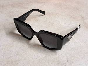 lot 70 image: Prada Milano Womens Polarized Sunglasses PR 14ZS (New )