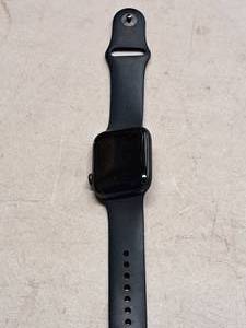 lot 86 image: Apple Watch SE Wrist Watch with Black Band