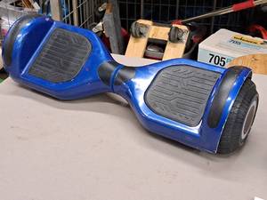 lot 129 image: Balance Scooter 36V 2000mAh Lithium-ion Hoverboard JY-T3