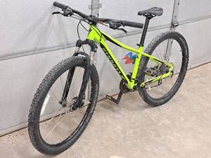 lot 217 image: Specialized 23 Mens Trail Bike 15 Dayglo Yellow Frame