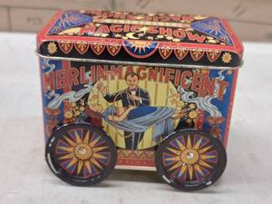 lot 183 image: Merlin The Magnificent Magic Show Collectible Tin