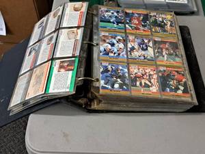 lot 146 image: NFL Pro Set Album of Football Collectors Cards