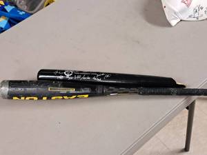 lot 156 image: Lot of (2) Baseball Bats - Minnesota Twins Signed Bat (broken) and Easton Aluminum Bat