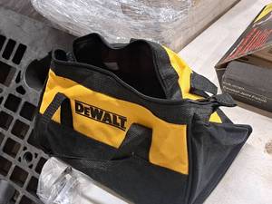 lot 236 image: DeWalt 11 Tool Bag