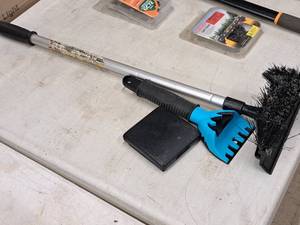 lot 246 image: Automotive Window Scrapers (x2) and Cup Holder