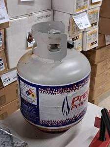 lot 255 image: 17-lbs Propane Tank (empty)