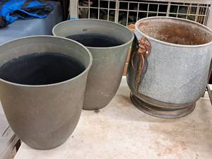 lot 260 image: Lot of (3) Assorted Planters