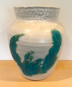 lot 33 image: Large Artisan Crafted Pottery Vase by Penny
