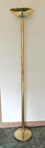 lot 86 image: Brass Floor Lamp