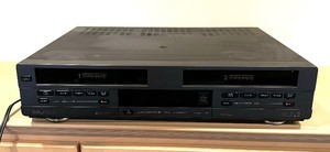 lot 88 image: Go Video GV2010 Dual Deck VCR
