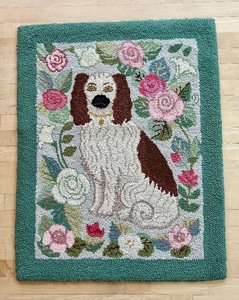 lot 66 image: Beautiful Springer Spaniel Hand Hooked Rug by McADOO Rugs