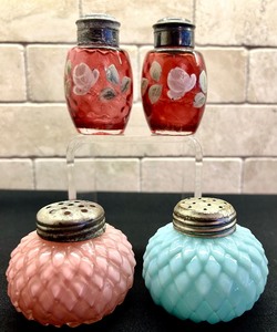 lot 94 image: Pair of Hand Painted Antique Ruby Red Enamel Salt Peppers and Two Victorian Consolidated Glass Satin Cased Glass Shell Shakers
