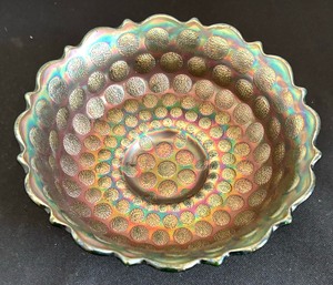 lot 139 image: Vintage Fenton Stippled Coin Dot Carnival Glass Bowl