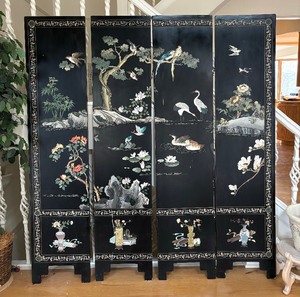 lot 142 image: Vintage Chinese Four Panel Screen  Vintage Chinese Room Divider